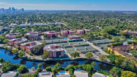 620 Tennis Club Drive Fort Lauderdale FL 33311
