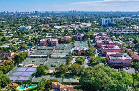 620 Tennis Club Drive Fort Lauderdale FL 33311
