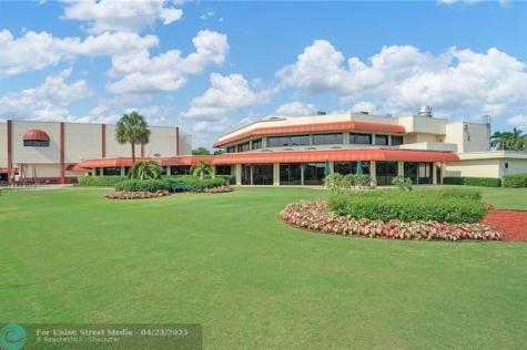9420 S Hollybrook Lake Drive Pembroke Pines FL 33025