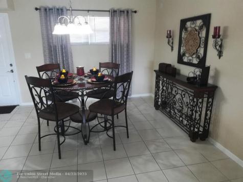 9420 S Hollybrook Lake Drive Pembroke Pines FL 33025