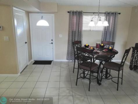 9420 S Hollybrook Lake Drive Pembroke Pines FL 33025
