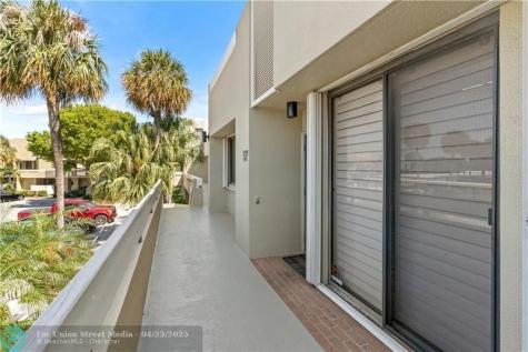 1100 SE 5th Court Pompano Beach FL 33060