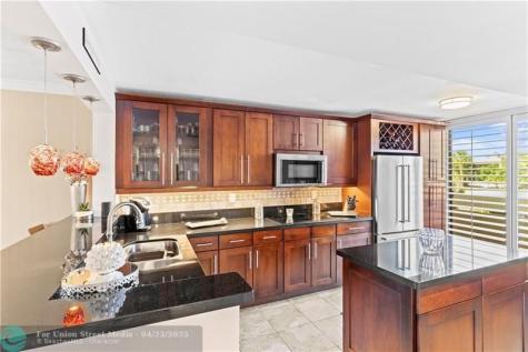 1100 SE 5th Court Pompano Beach FL 33060