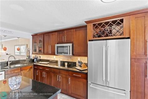 1100 SE 5th Court Pompano Beach FL 33060