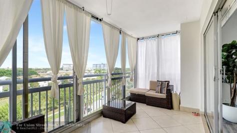 4400 Hillcrest Drive Hollywood FL 33021