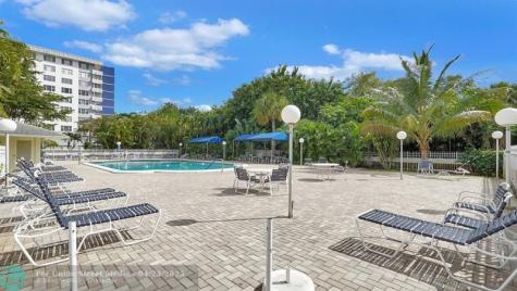 4400 Hillcrest Drive Hollywood FL 33021