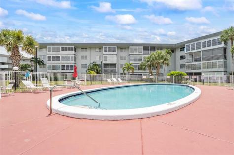Lauderdale Lakes FL 33313