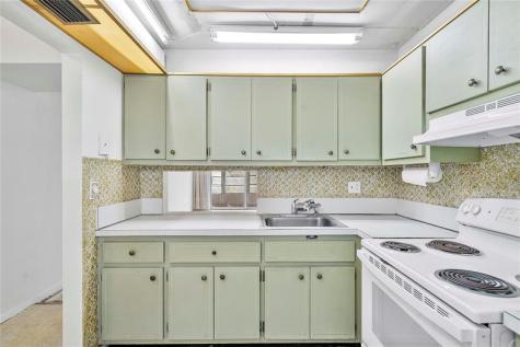 Lauderdale Lakes FL 33313