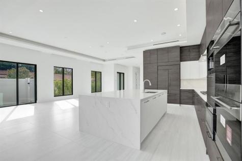 4524 Seagrape Drive Lauderdale By The Sea FL 33308