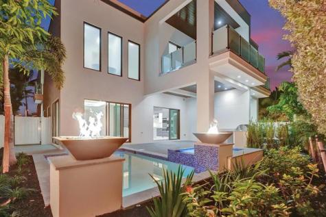 4524 Seagrape Drive Lauderdale By The Sea FL 33308