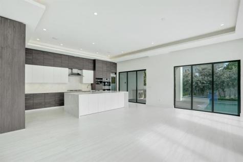 4524 Seagrape Drive Lauderdale By The Sea FL 33308