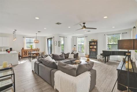 233 NE 11th Street Fort Lauderdale FL 33304