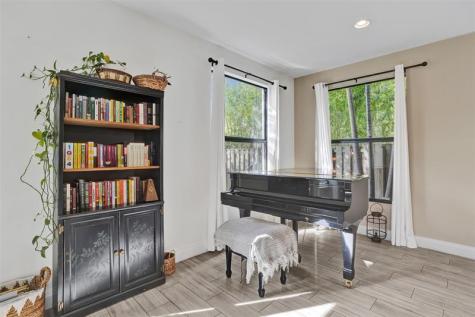 233 NE 11th Street Fort Lauderdale FL 33304