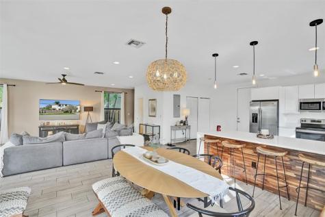 233 NE 11th Street Fort Lauderdale FL 33304