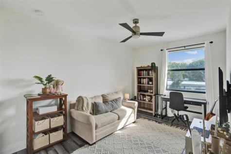 233 NE 11th Street Fort Lauderdale FL 33304