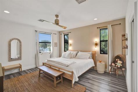 233 NE 11th Street Fort Lauderdale FL 33304