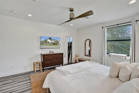 233 NE 11th Street Fort Lauderdale FL 33304