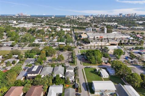 233 NE 11th Street Fort Lauderdale FL 33304