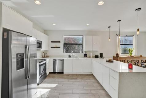 233 NE 11th Street Fort Lauderdale FL 33304