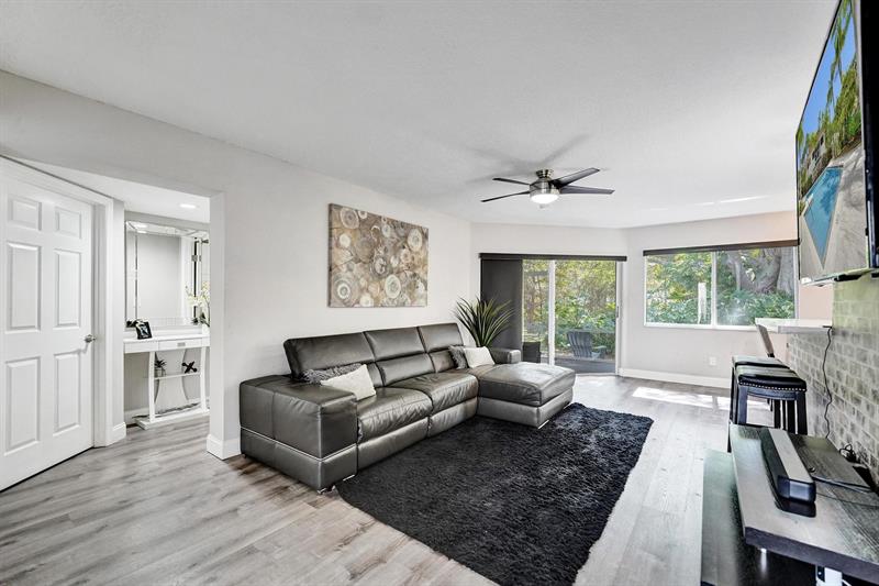 9280 NW 9th Court Plantation FL 33324