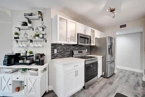 9280 NW 9th Court Plantation FL 33324