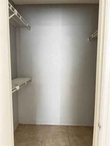 2866 S University Drive Davie FL 33328