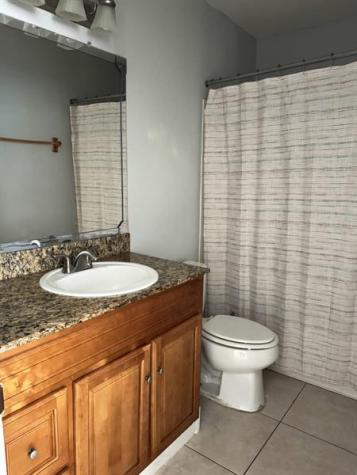 2866 S University Drive Davie FL 33328