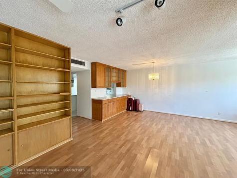 2306 S Cypress Bend Drive Pompano Beach FL 33069