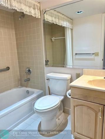 2306 S Cypress Bend Drive Pompano Beach FL 33069