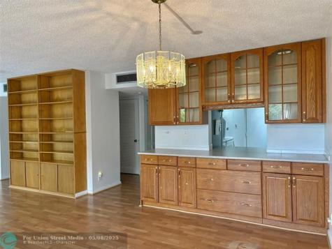 2306 S Cypress Bend Drive Pompano Beach FL 33069