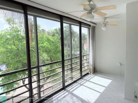 2306 S Cypress Bend Drive Pompano Beach FL 33069