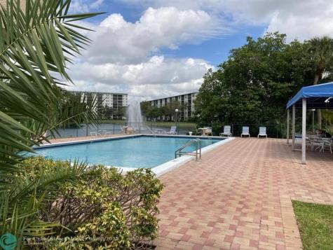 2306 S Cypress Bend Drive Pompano Beach FL 33069