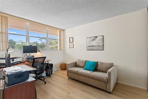 1911 Sabal Palm Drive Davie FL 33324