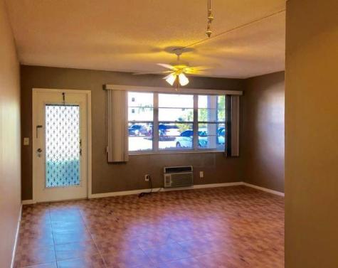 91 Ventnor E Deerfield Beach FL 33442