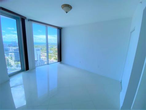 185 SW 7th Street Miami FL 33130