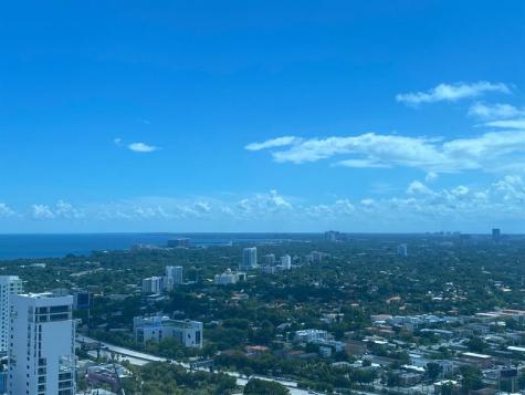 185 SW 7th Street Miami FL 33130