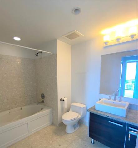 185 SW 7th Street Miami FL 33130