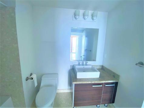 185 SW 7th Street Miami FL 33130