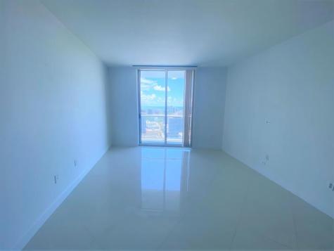185 SW 7th Street Miami FL 33130
