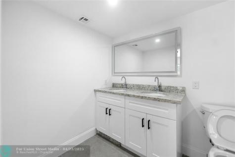 2202 Lucaya Bend Coconut Creek FL 33066