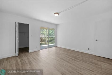 2202 Lucaya Bend Coconut Creek FL 33066