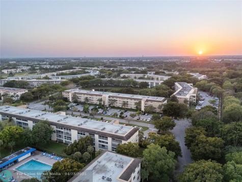 2202 Lucaya Bend Coconut Creek FL 33066