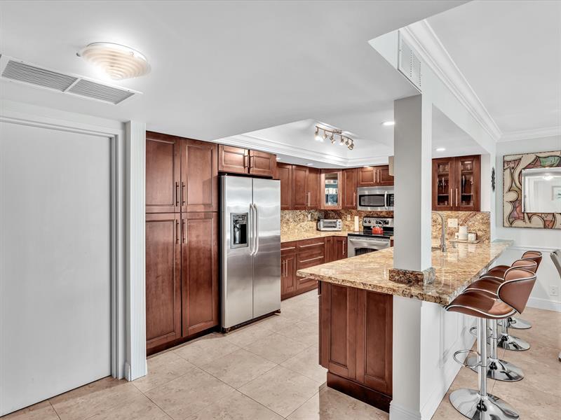 1147 Hillsboro Mile Hillsboro Beach FL 33062