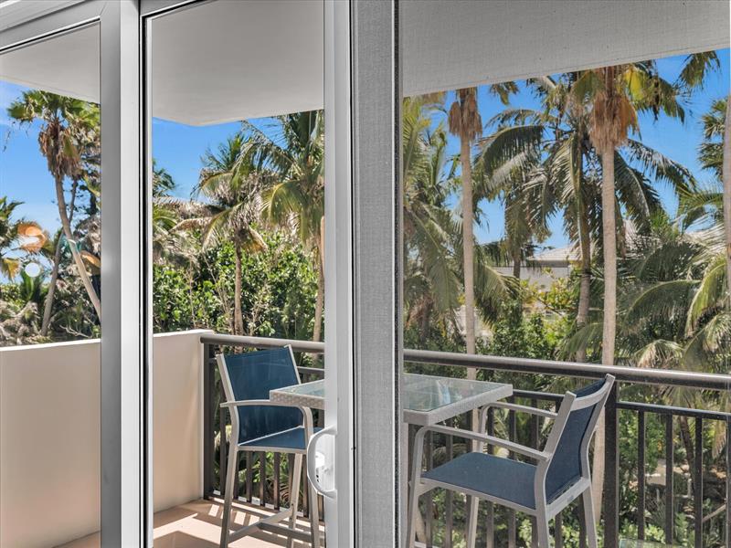 1147 Hillsboro Mile Hillsboro Beach FL 33062