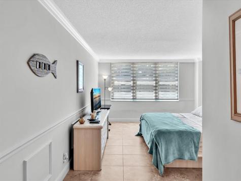 1147 Hillsboro Mile Hillsboro Beach FL 33062