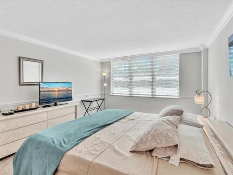 1147 Hillsboro Mile Hillsboro Beach FL 33062