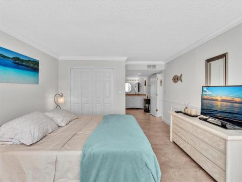 1147 Hillsboro Mile Hillsboro Beach FL 33062