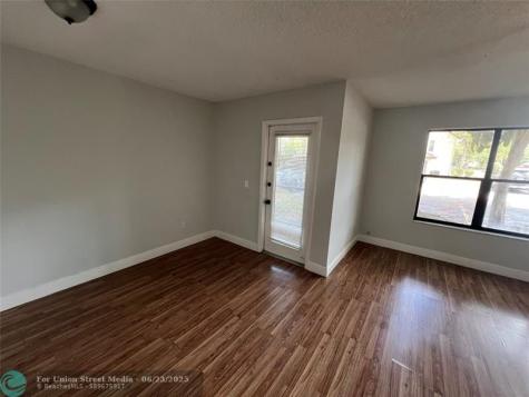 4341 W Mcnab Road Pompano Beach FL 33069