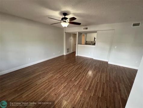 4341 W Mcnab Road Pompano Beach FL 33069