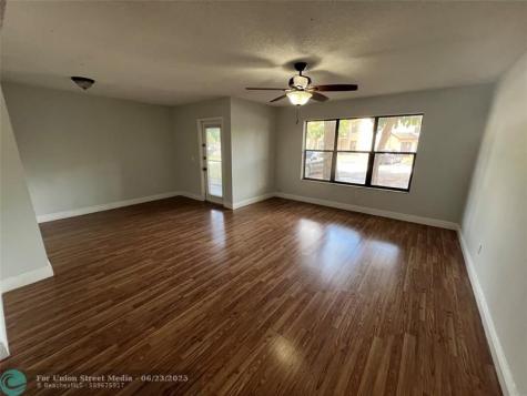 4341 W Mcnab Road Pompano Beach FL 33069